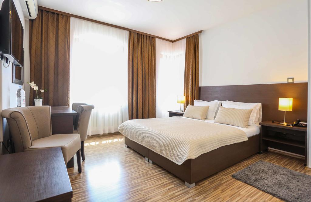 Hotel Divan Sarajevo Ngoại thất bức ảnh