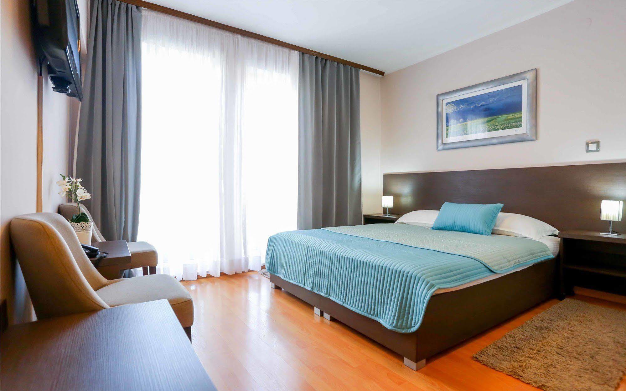 Hotel Divan Sarajevo Ngoại thất bức ảnh